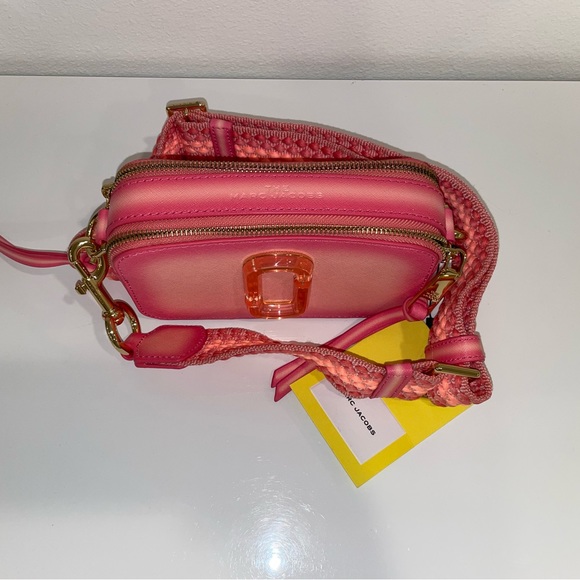 Brand New with tags. Marc Jacob’s hand sprayed snapshot bag. - Picture 3 of 4